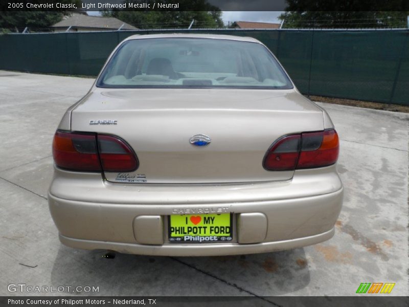 Light Driftwood Metallic / Neutral 2005 Chevrolet Classic