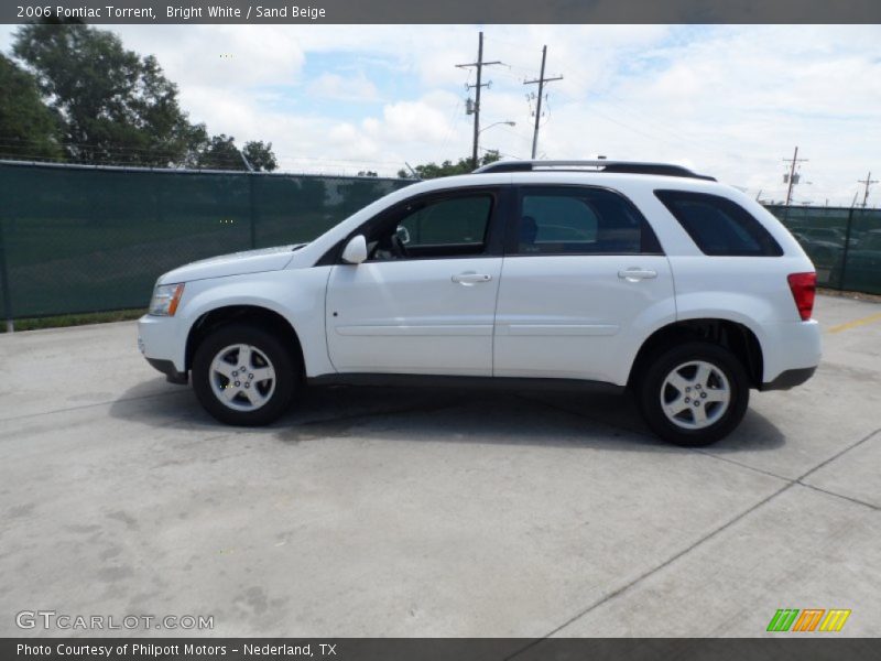 Bright White / Sand Beige 2006 Pontiac Torrent