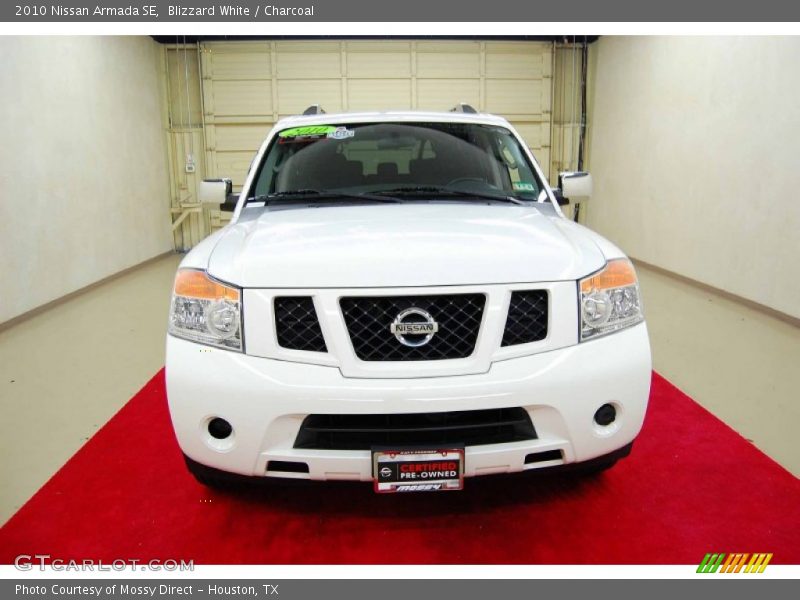 Blizzard White / Charcoal 2010 Nissan Armada SE