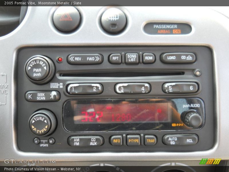 Moonstone Metallic / Slate 2005 Pontiac Vibe
