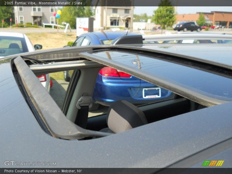 Moonstone Metallic / Slate 2005 Pontiac Vibe