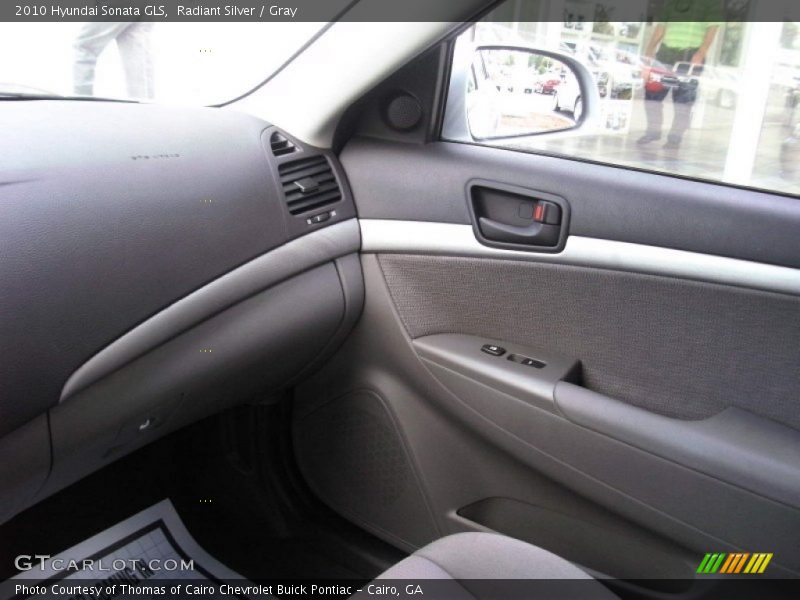 Radiant Silver / Gray 2010 Hyundai Sonata GLS