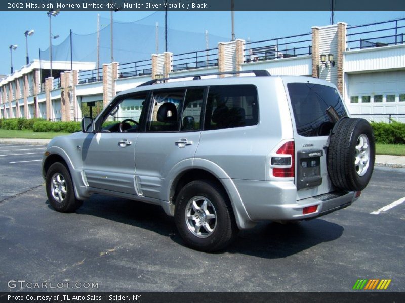 Munich Silver Metallic / Black 2002 Mitsubishi Montero Limited 4x4