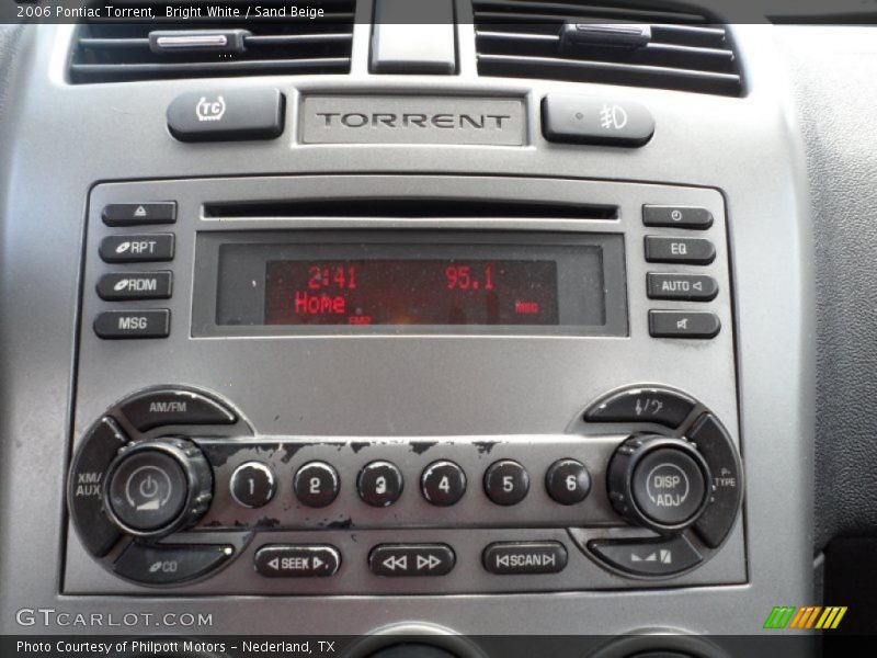 Bright White / Sand Beige 2006 Pontiac Torrent