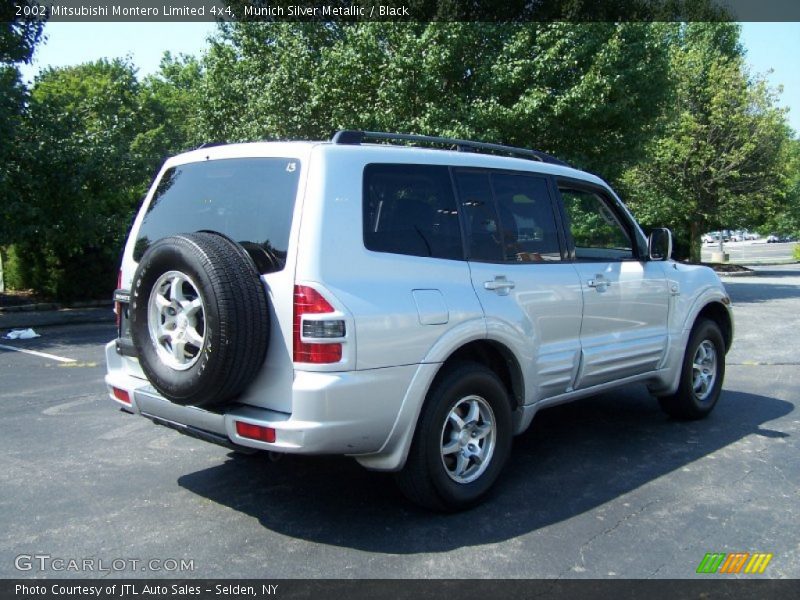 Munich Silver Metallic / Black 2002 Mitsubishi Montero Limited 4x4