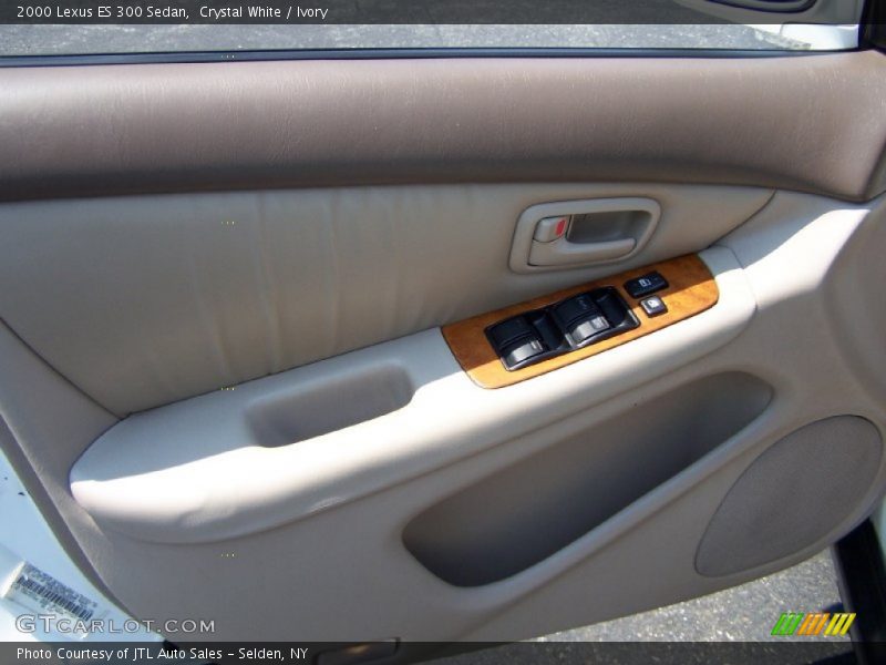 Crystal White / Ivory 2000 Lexus ES 300 Sedan