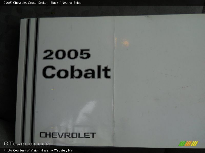 Black / Neutral Beige 2005 Chevrolet Cobalt Sedan