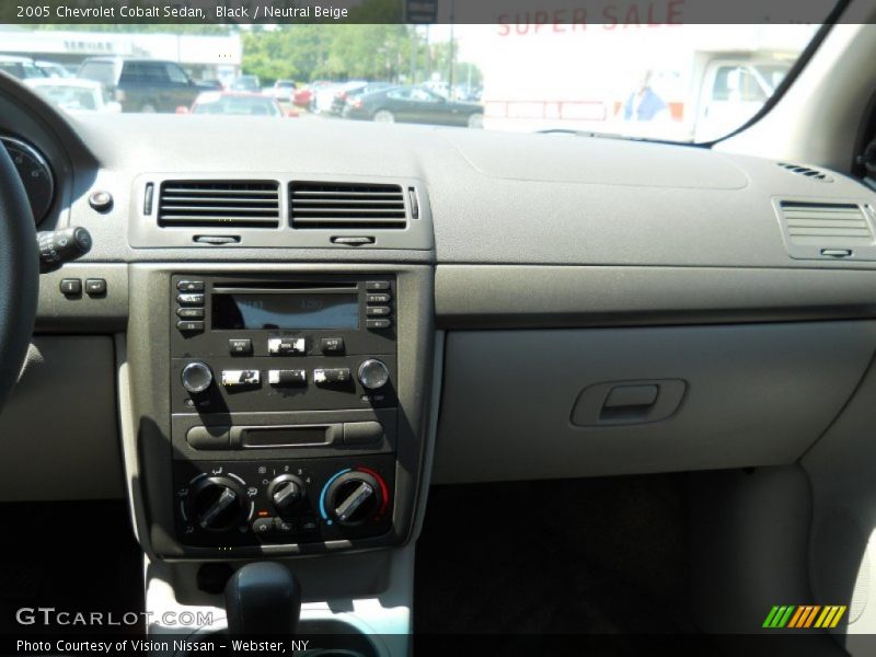 Black / Neutral Beige 2005 Chevrolet Cobalt Sedan