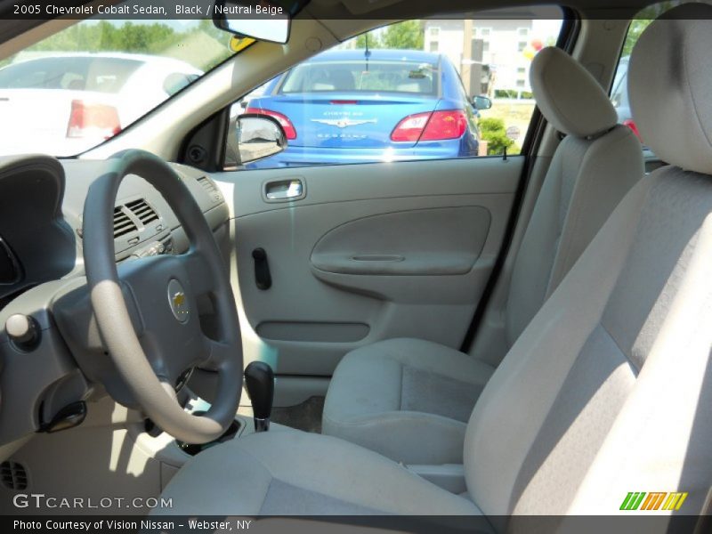 Black / Neutral Beige 2005 Chevrolet Cobalt Sedan