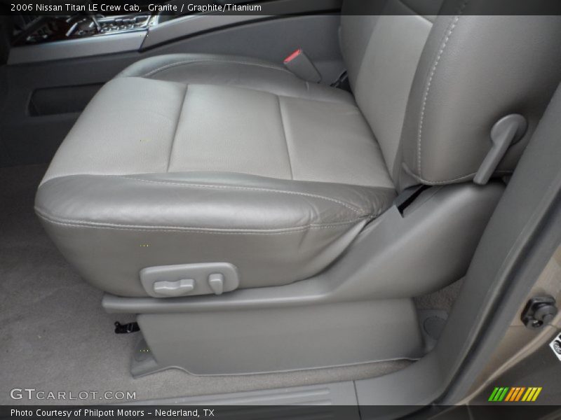 Granite / Graphite/Titanium 2006 Nissan Titan LE Crew Cab