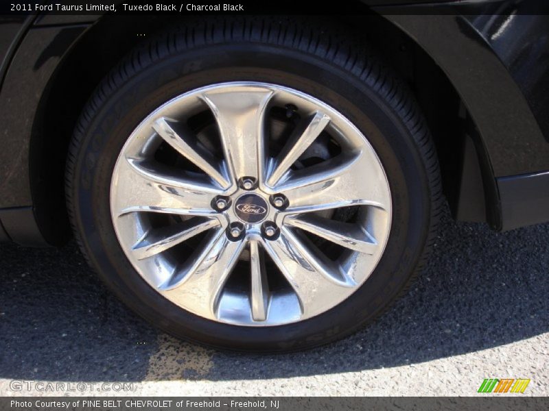 Tuxedo Black / Charcoal Black 2011 Ford Taurus Limited