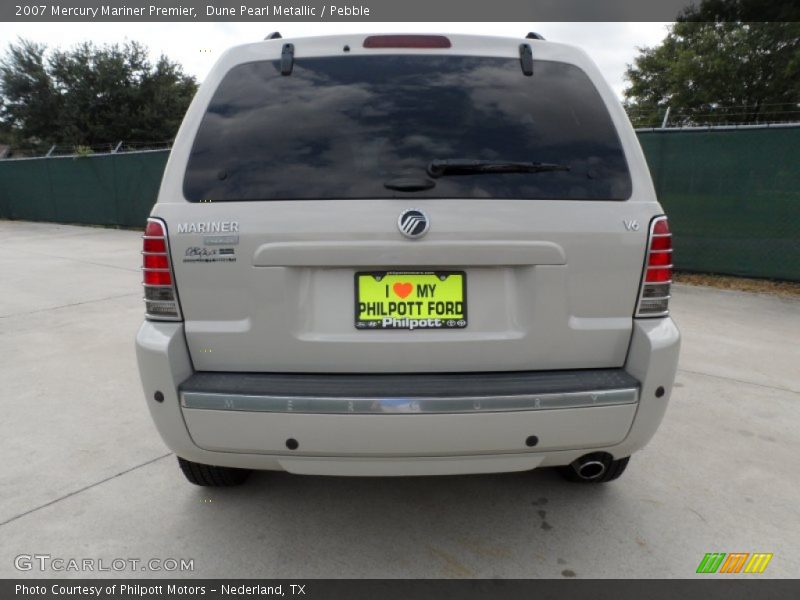 Dune Pearl Metallic / Pebble 2007 Mercury Mariner Premier