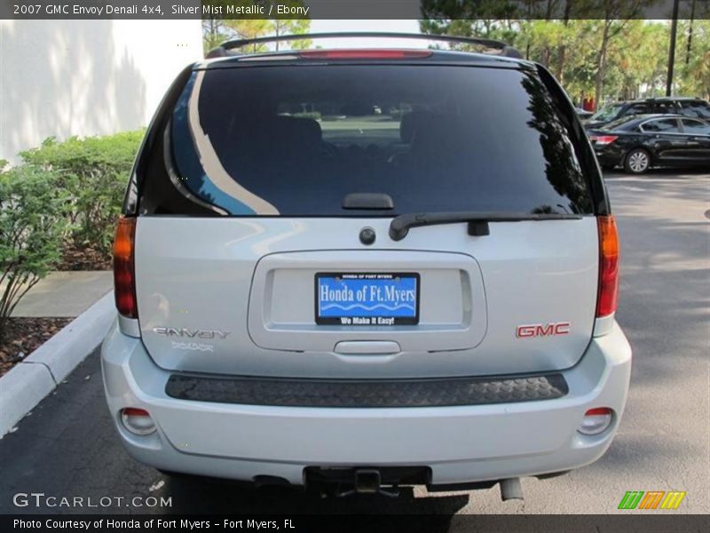 Silver Mist Metallic / Ebony 2007 GMC Envoy Denali 4x4