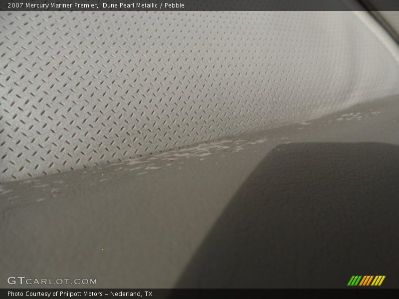 Dune Pearl Metallic / Pebble 2007 Mercury Mariner Premier