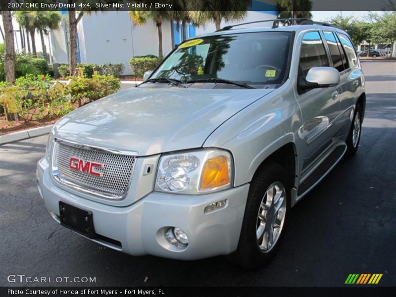 Silver Mist Metallic / Ebony 2007 GMC Envoy Denali 4x4