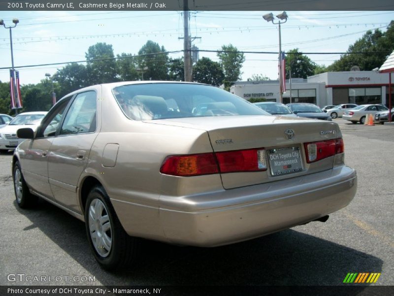 Cashmere Beige Metallic / Oak 2001 Toyota Camry LE