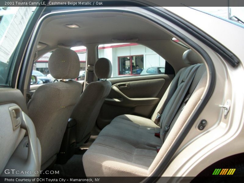 Cashmere Beige Metallic / Oak 2001 Toyota Camry LE