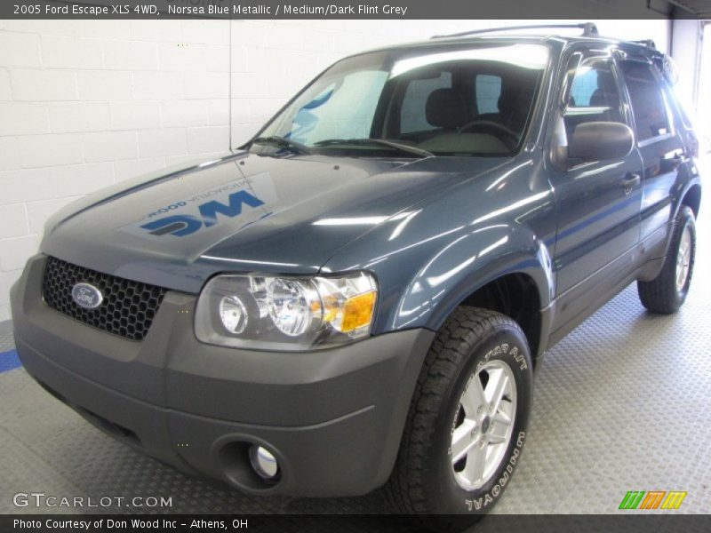 Norsea Blue Metallic / Medium/Dark Flint Grey 2005 Ford Escape XLS 4WD