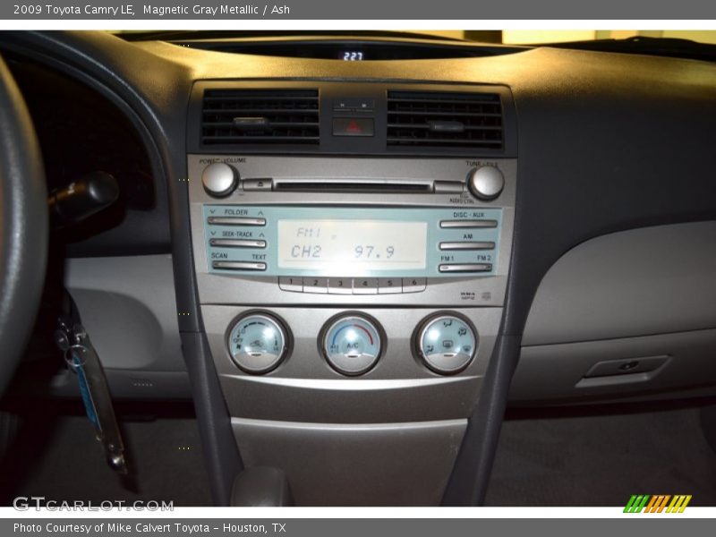 Magnetic Gray Metallic / Ash 2009 Toyota Camry LE