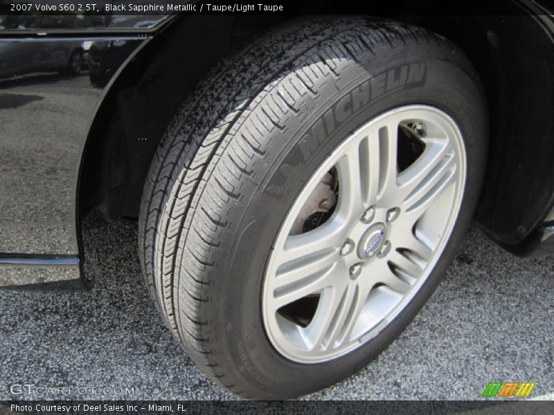 Black Sapphire Metallic / Taupe/Light Taupe 2007 Volvo S60 2.5T