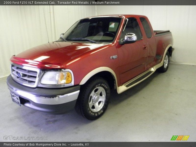 Toreador Red Metallic / Medium Parchment 2000 Ford F150 XLT Extended Cab