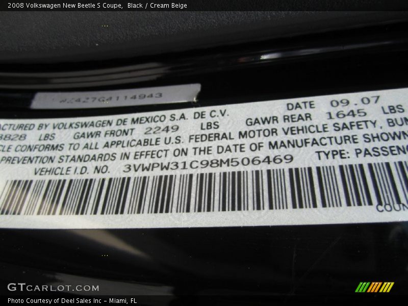 Black / Cream Beige 2008 Volkswagen New Beetle S Coupe