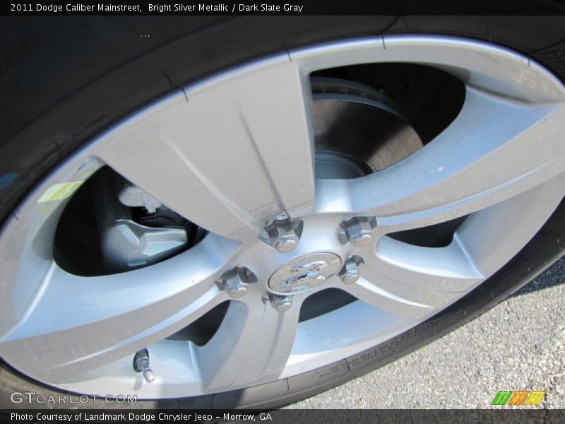 Bright Silver Metallic / Dark Slate Gray 2011 Dodge Caliber Mainstreet