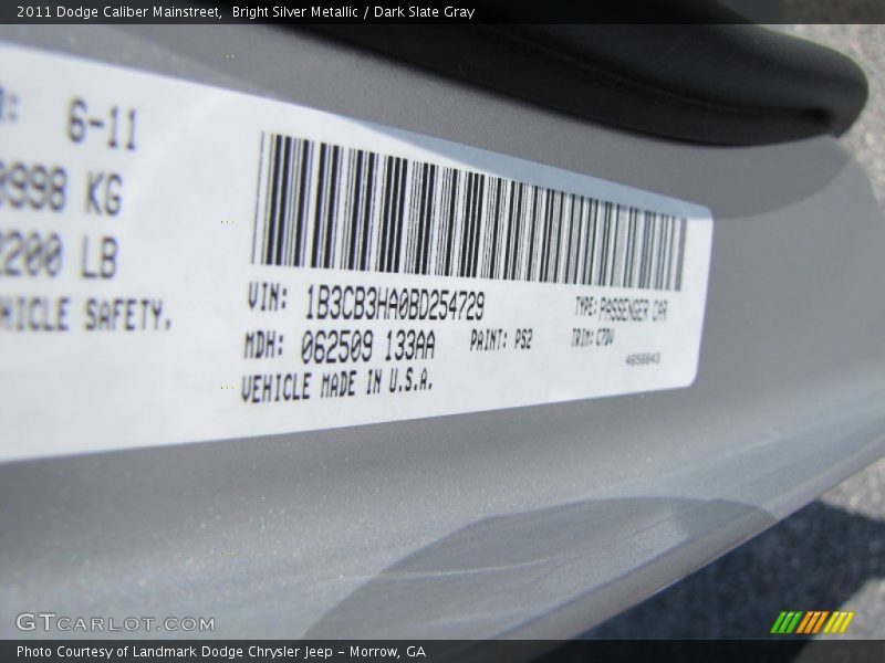 Bright Silver Metallic / Dark Slate Gray 2011 Dodge Caliber Mainstreet