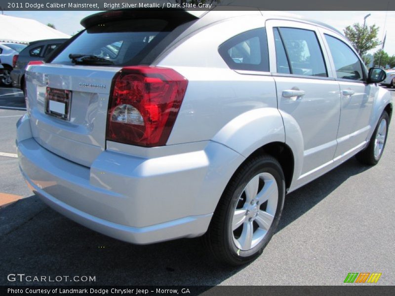 Bright Silver Metallic / Dark Slate Gray 2011 Dodge Caliber Mainstreet