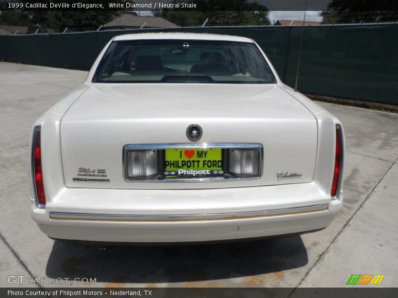 White Diamond / Neutral Shale 1999 Cadillac DeVille d'Elegance