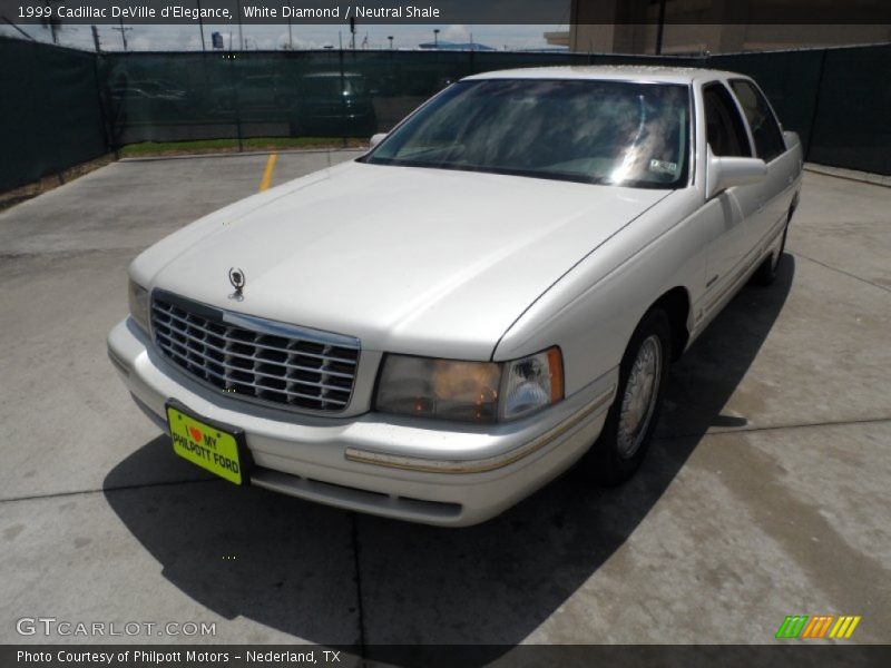 White Diamond / Neutral Shale 1999 Cadillac DeVille d'Elegance