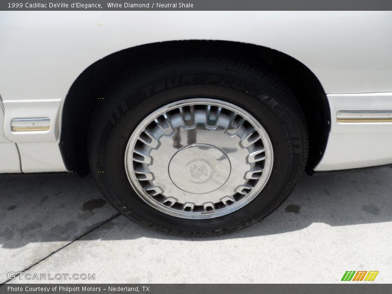 White Diamond / Neutral Shale 1999 Cadillac DeVille d'Elegance