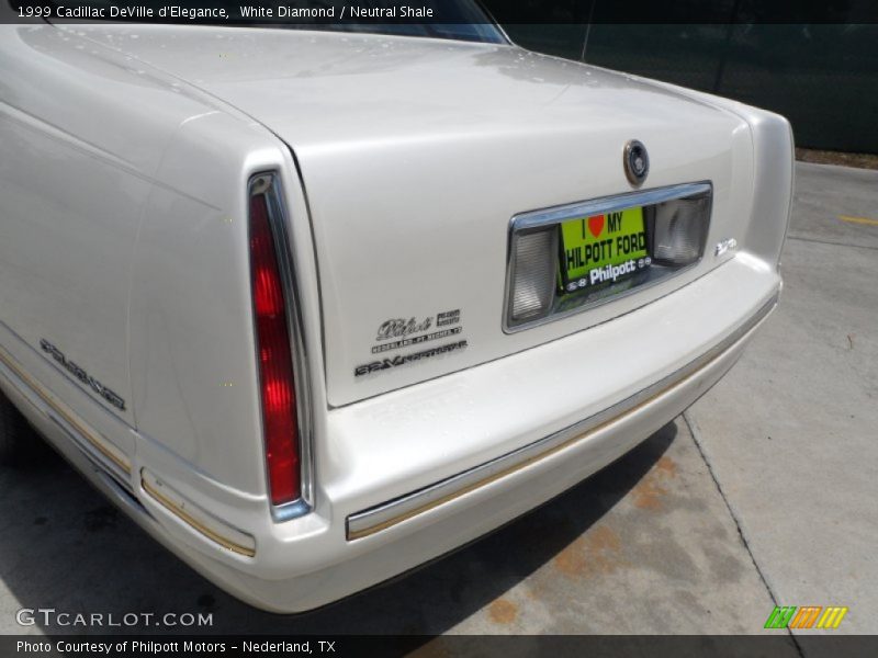White Diamond / Neutral Shale 1999 Cadillac DeVille d'Elegance