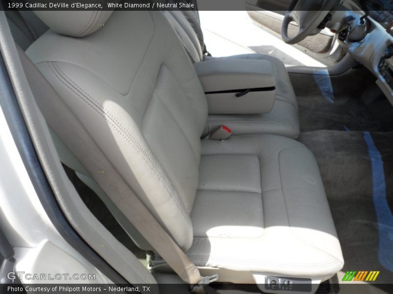  1999 DeVille d'Elegance Neutral Shale Interior