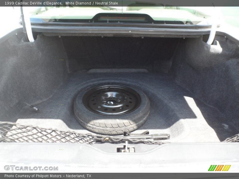 1999 DeVille d'Elegance Trunk