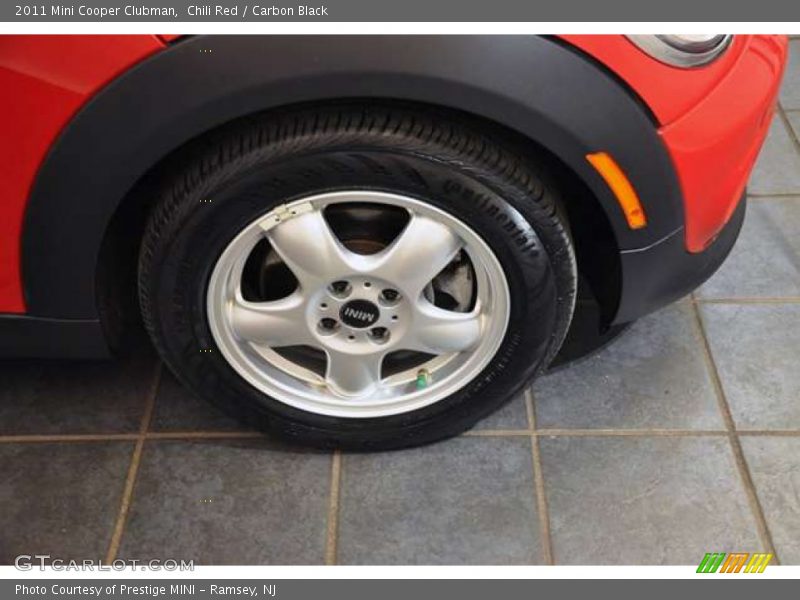 Chili Red / Carbon Black 2011 Mini Cooper Clubman