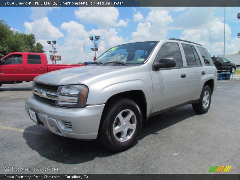 Silverstone Metallic / Medium Pewter 2004 Chevrolet TrailBlazer LS
