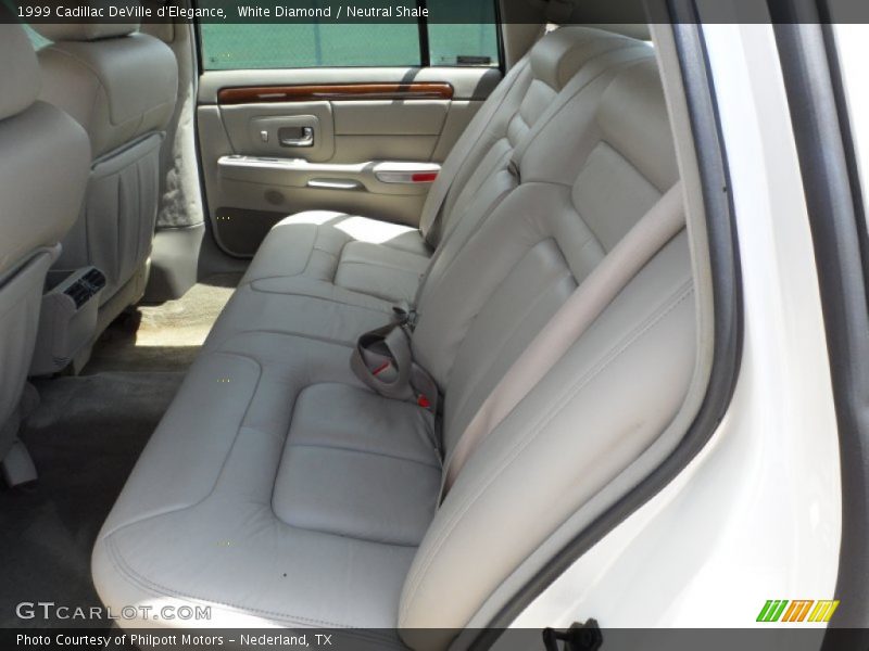  1999 DeVille d'Elegance Neutral Shale Interior