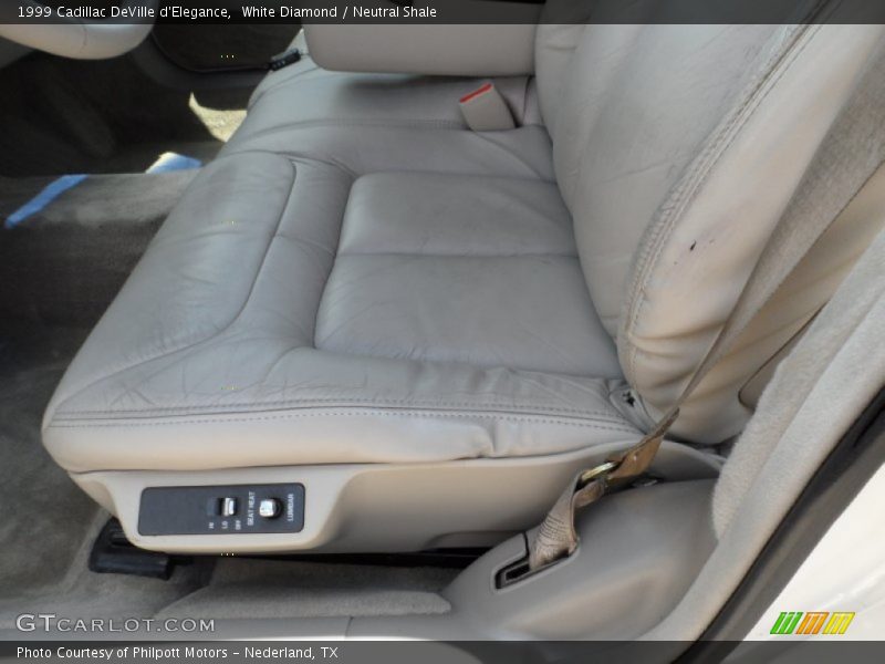 White Diamond / Neutral Shale 1999 Cadillac DeVille d'Elegance