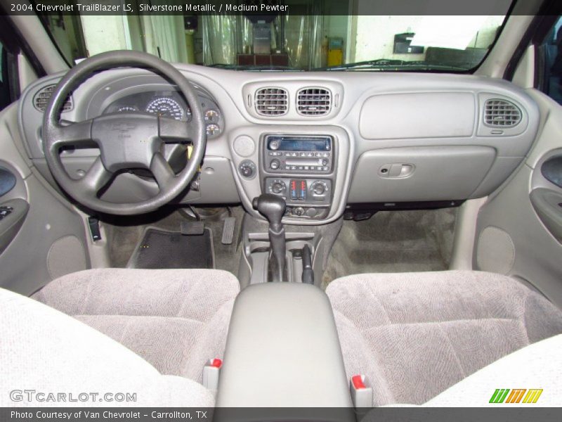 Silverstone Metallic / Medium Pewter 2004 Chevrolet TrailBlazer LS