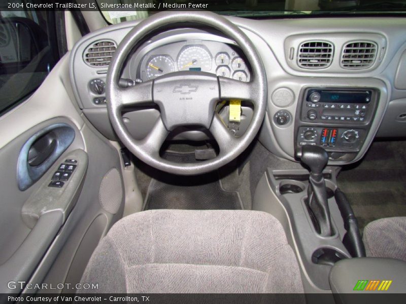 Silverstone Metallic / Medium Pewter 2004 Chevrolet TrailBlazer LS