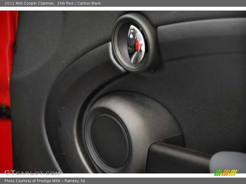 Chili Red / Carbon Black 2011 Mini Cooper Clubman