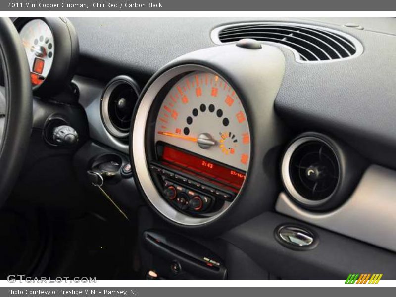Chili Red / Carbon Black 2011 Mini Cooper Clubman