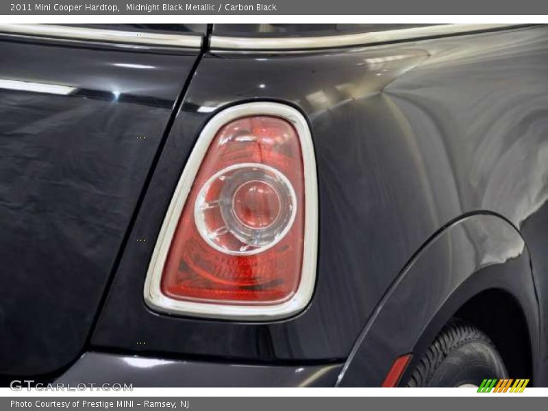 Midnight Black Metallic / Carbon Black 2011 Mini Cooper Hardtop