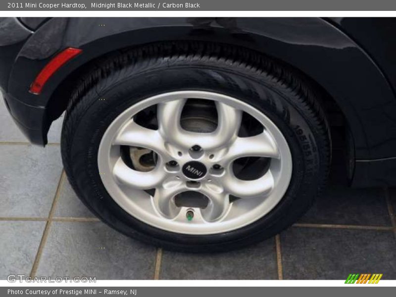 Midnight Black Metallic / Carbon Black 2011 Mini Cooper Hardtop