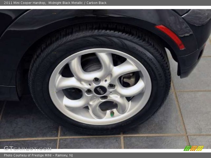 Midnight Black Metallic / Carbon Black 2011 Mini Cooper Hardtop