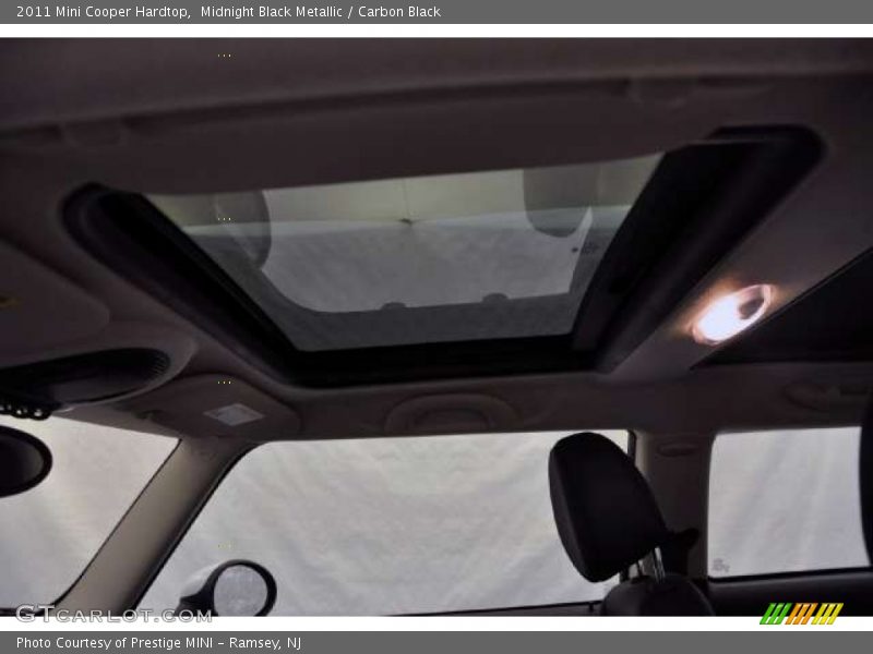 Midnight Black Metallic / Carbon Black 2011 Mini Cooper Hardtop