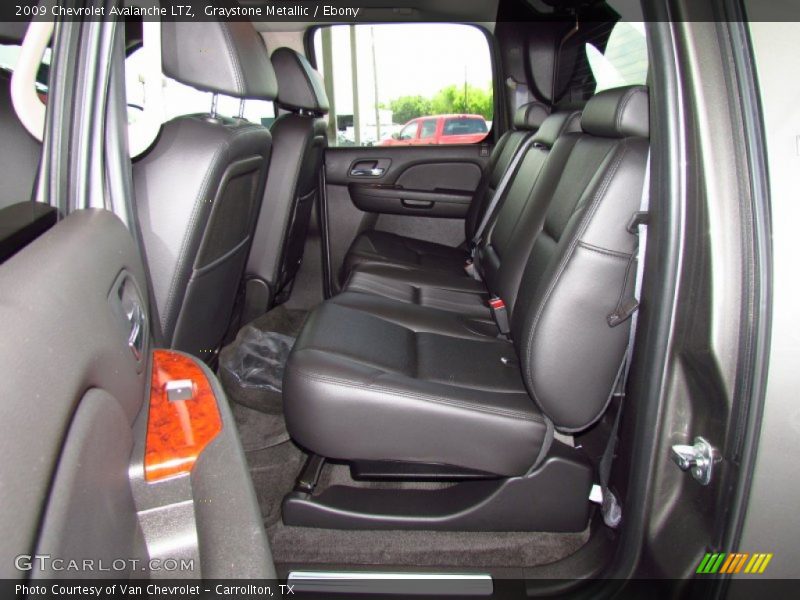  2009 Avalanche LTZ Ebony Interior