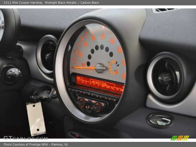 Midnight Black Metallic / Carbon Black 2011 Mini Cooper Hardtop