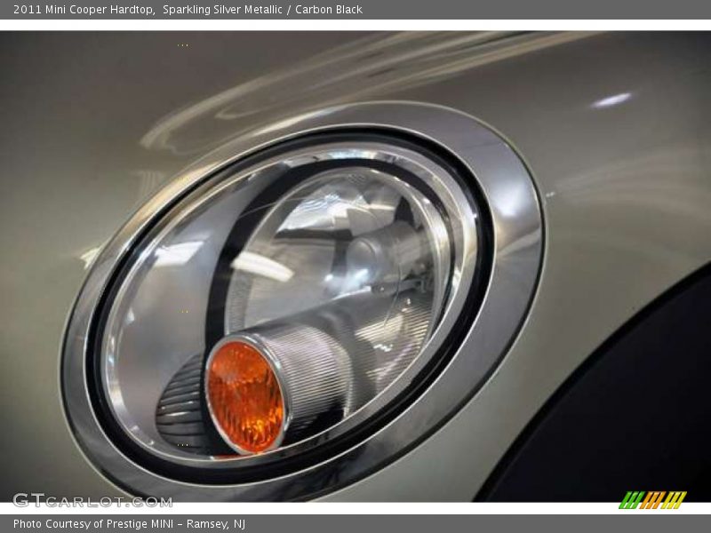 Sparkling Silver Metallic / Carbon Black 2011 Mini Cooper Hardtop